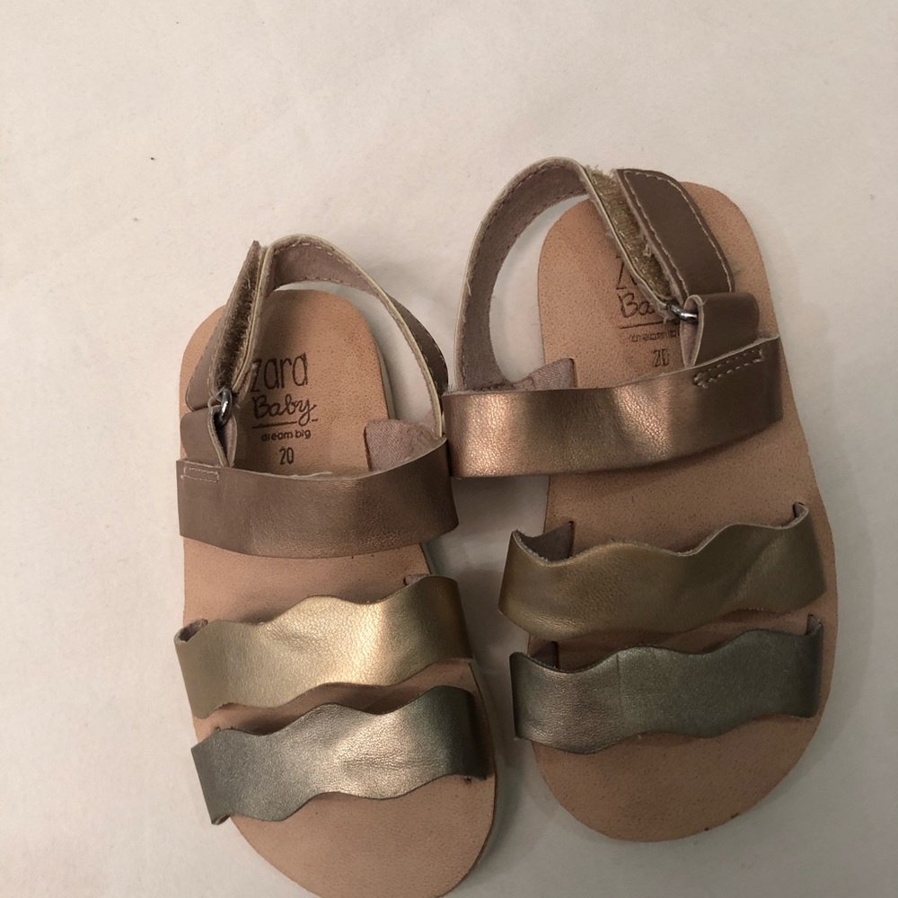Like new Baby girl sandals